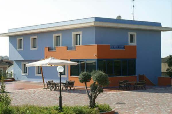 Motel - Hotel Nautico Pozzallo Zewnętrze zdjęcie